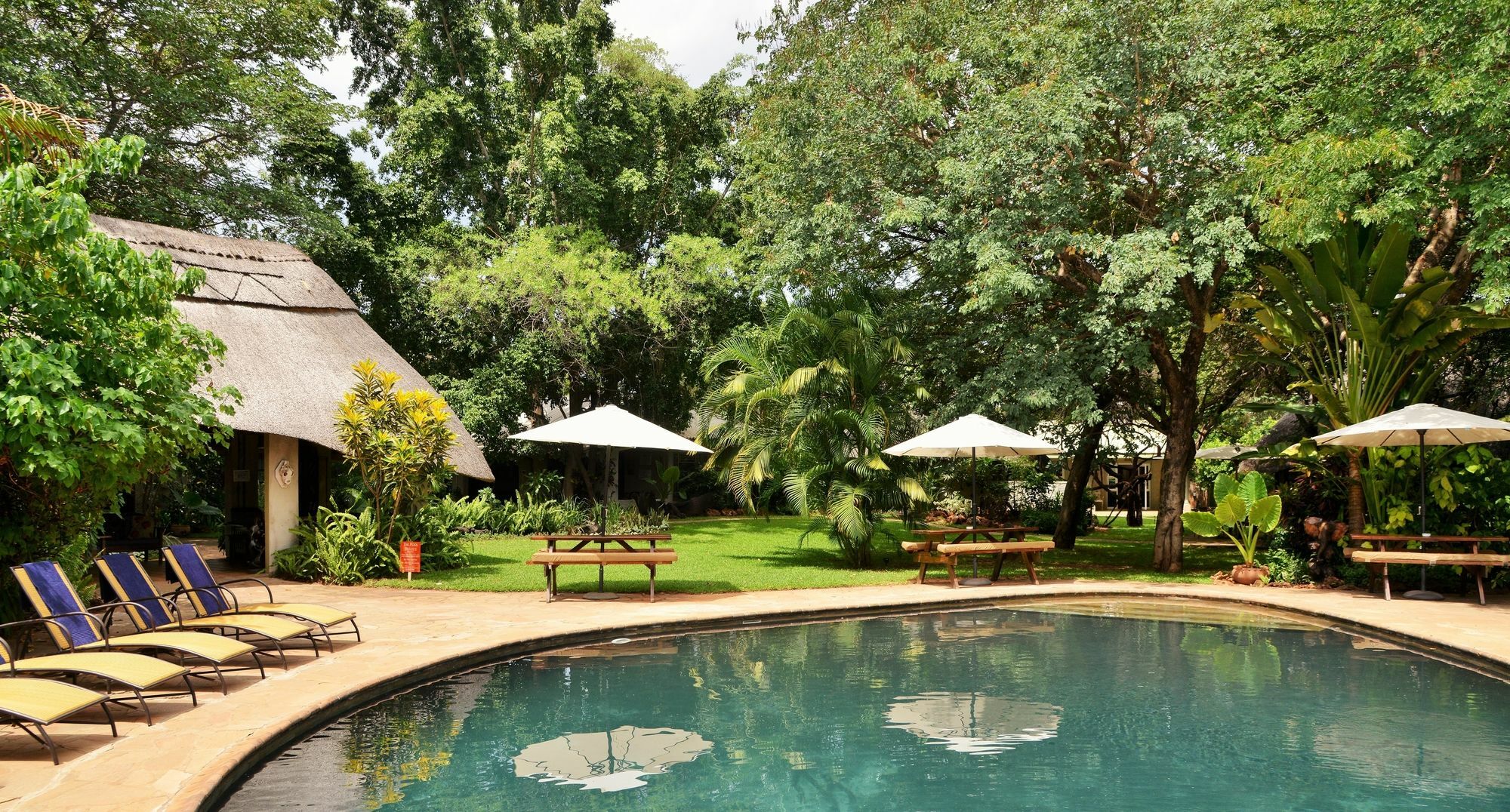 Bayete Guest Lodge 维多利亚瀑布 外观 照片